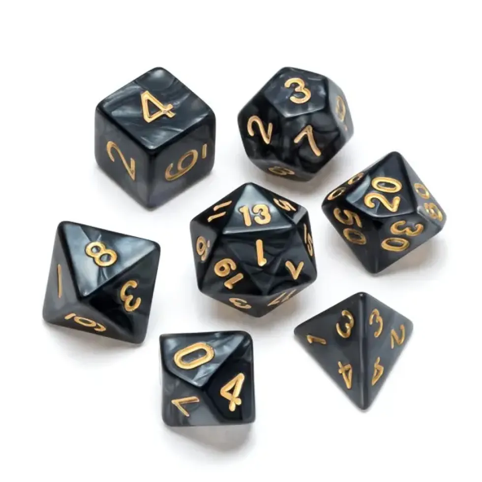 Greifenfels: Pearl Series - Black/Gold - Dice Set