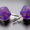 Örhänge: Stud - Borealis Royal Purple/Gold Mini-Poly D20 (Par)