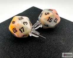 Örhänge: Stud - Festive Circus/Black Mini-Poly D20 (Par)