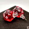 Örhänge: Stud - Translucent Red/White Mini-Poly D20 (Par)